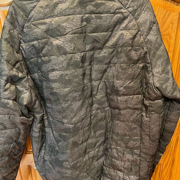 NEW BALANCE Mens jacket size medium - Picture 2 of 8